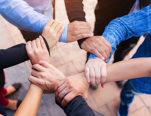 成为aoa体育的一份子